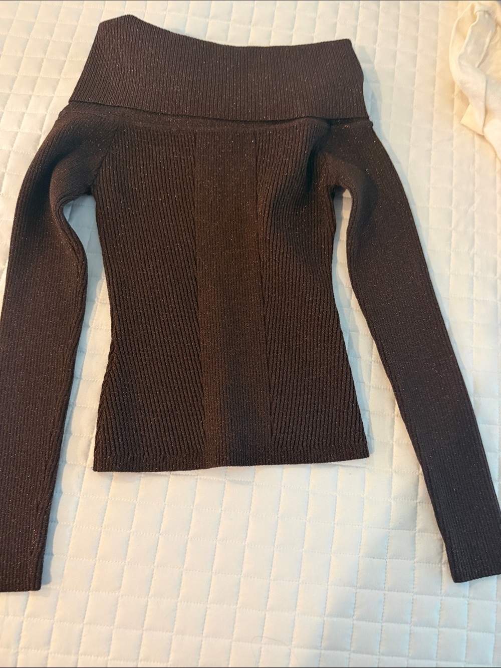 Retrofete Black Off-the-Shoulder Ribbed Sweater